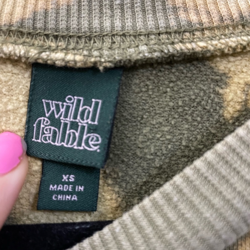 Wild Fable Acid Wash Sweatshirt - XS - Picture 6 of 8